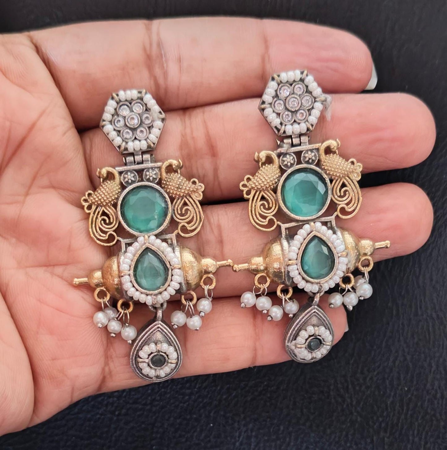Dual tone stone earring