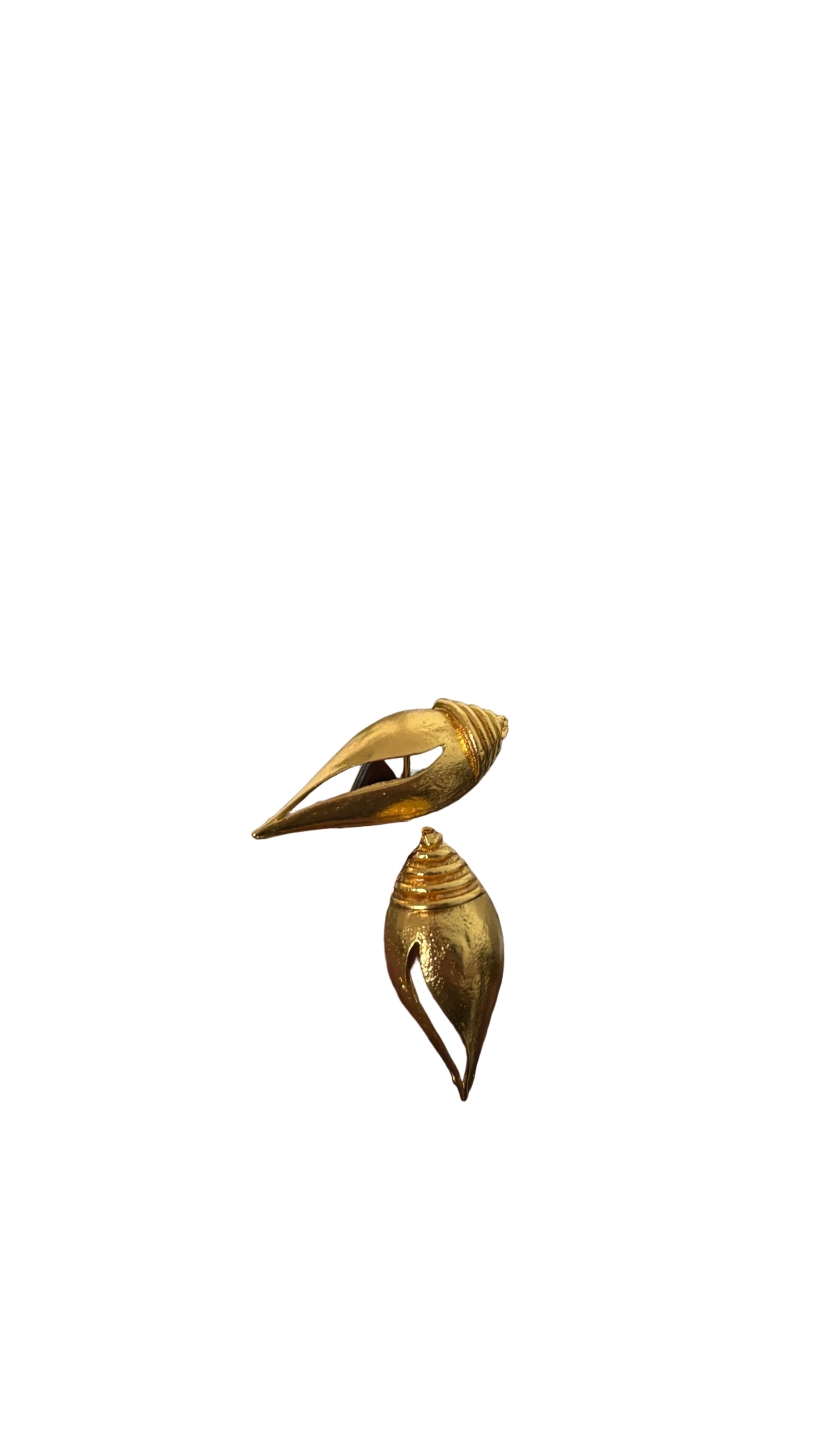 Aura studs