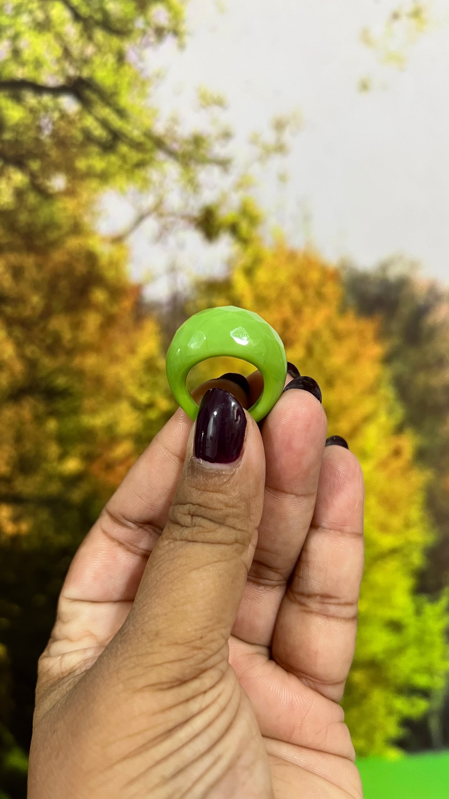 Green resin ring