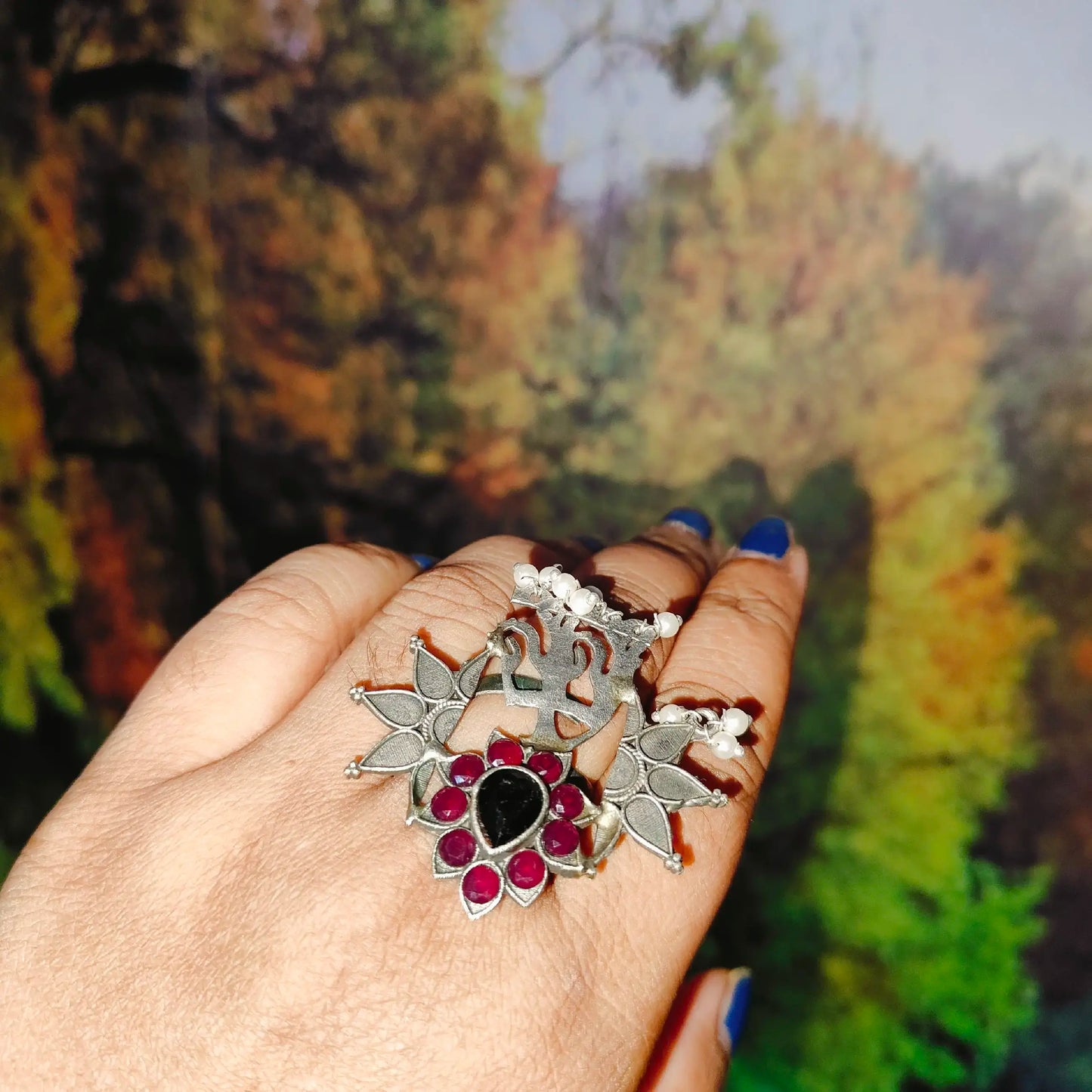 Maroon Stone Ring – Timeless Elegance in a Bold Hue