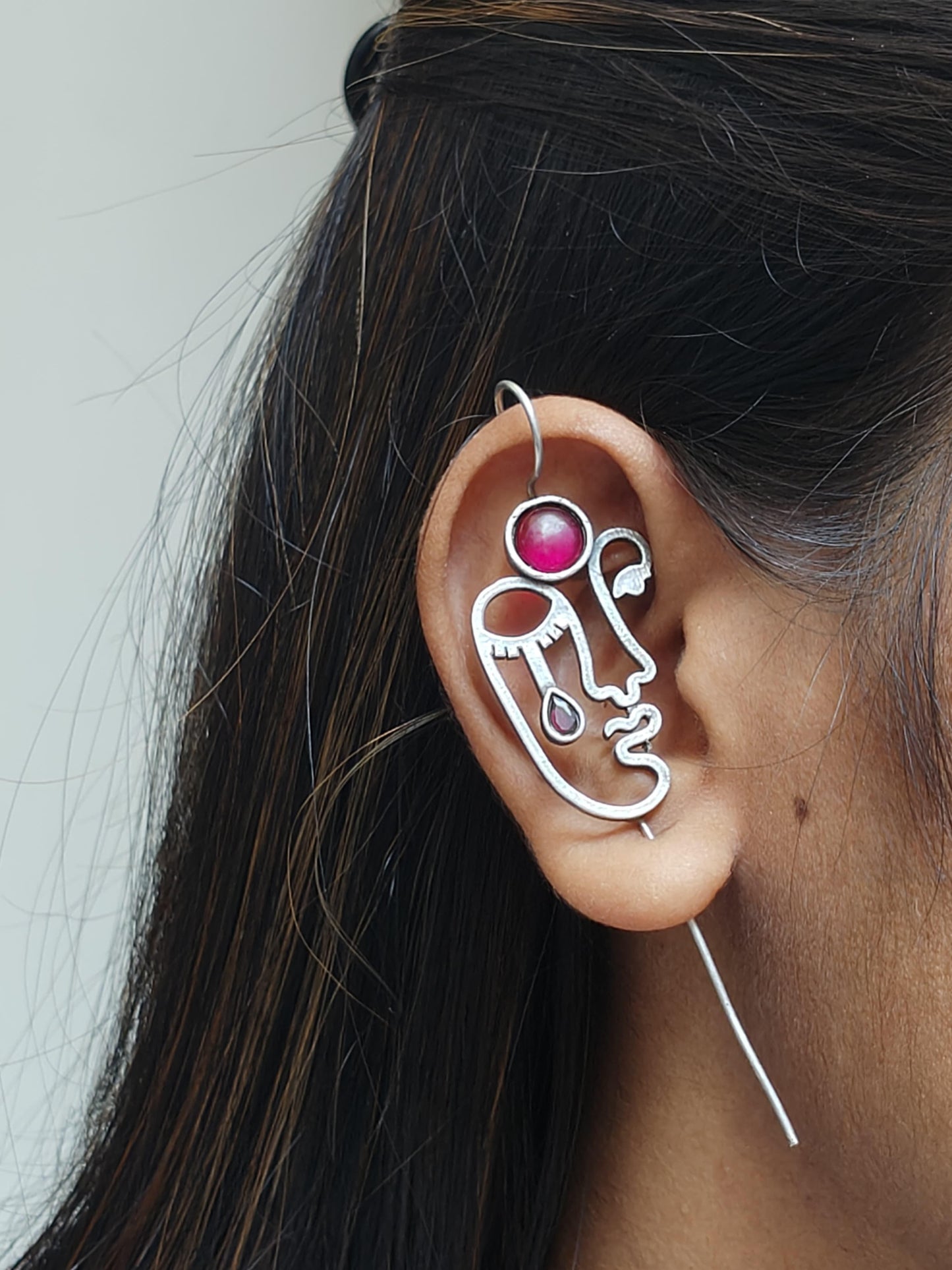 Trendy Gold Plated Ear Cuff Earring – No Piercing Needed