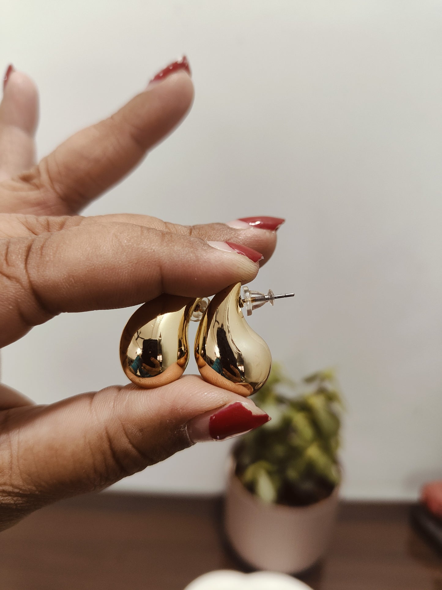 Tear drop 💧 earring