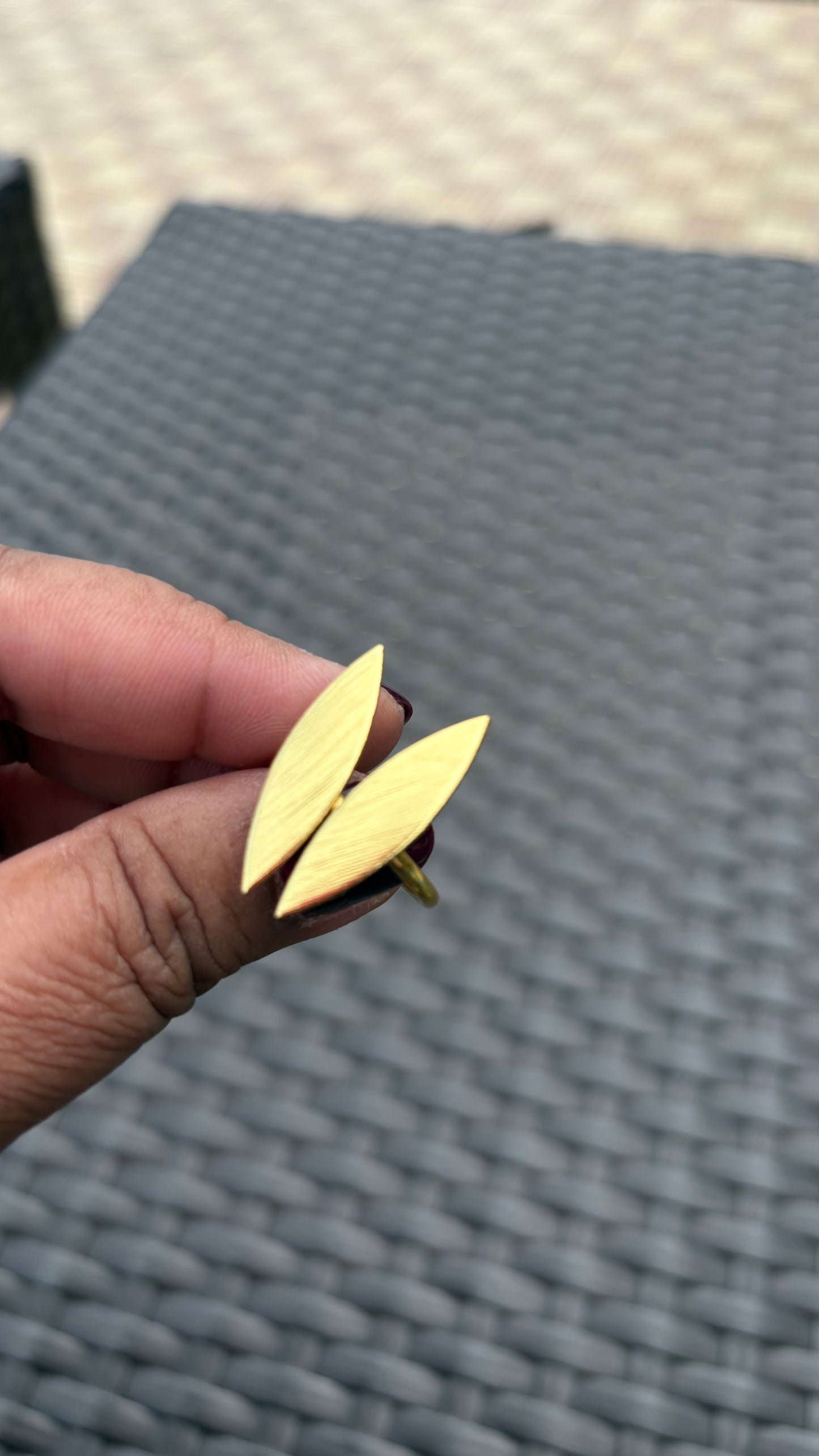 Two petal ring Riverblend