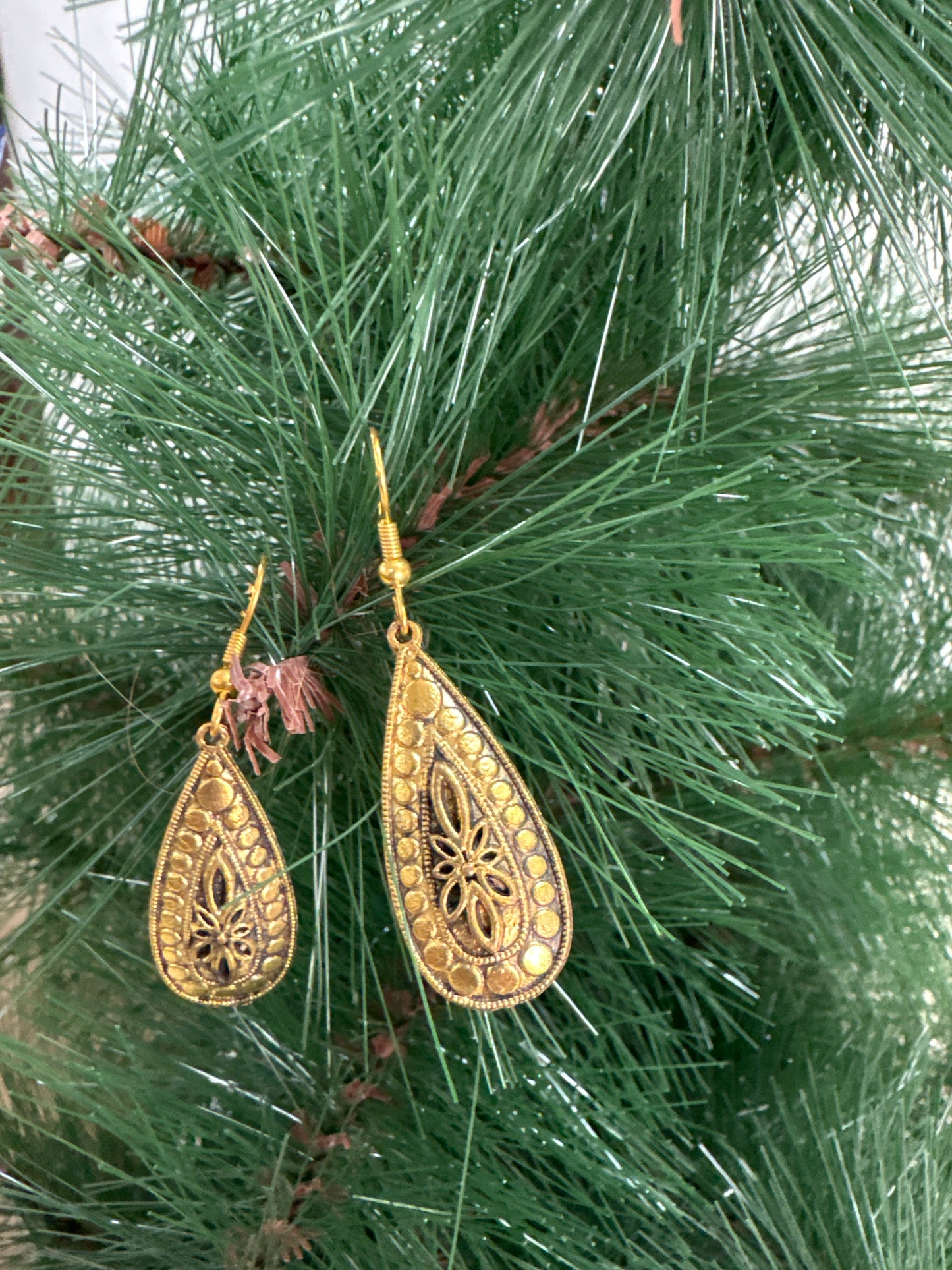 Pari earring