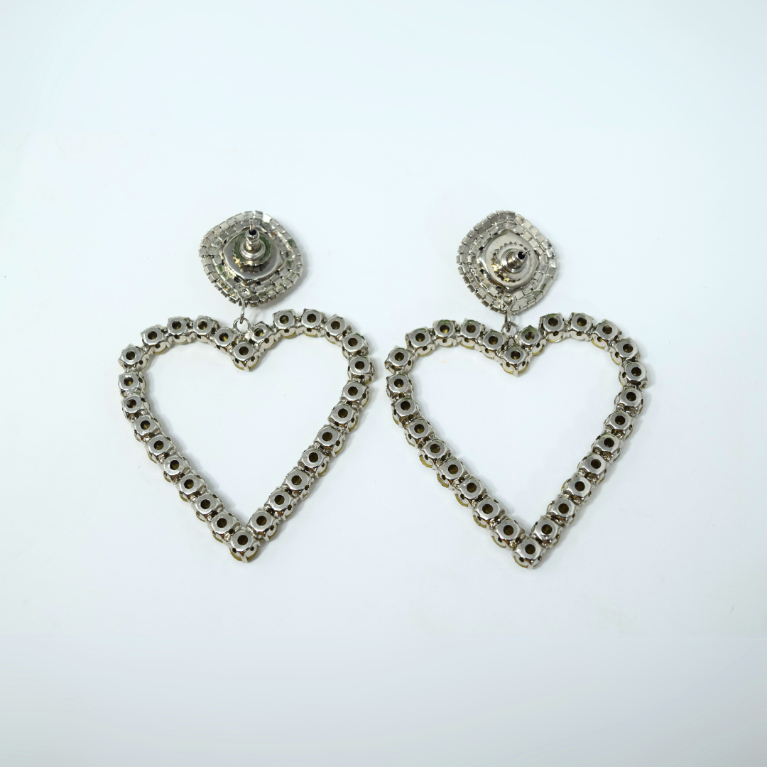 Riverblend Heart Stone Earrings – Bold & Elegant Statement Jewelry