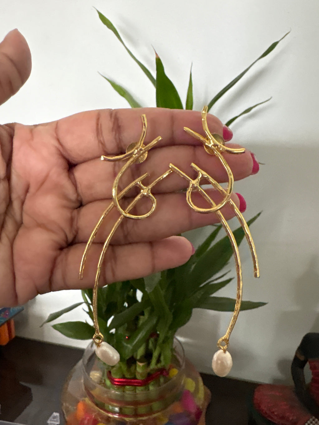 Pearl drop earring Riverblend