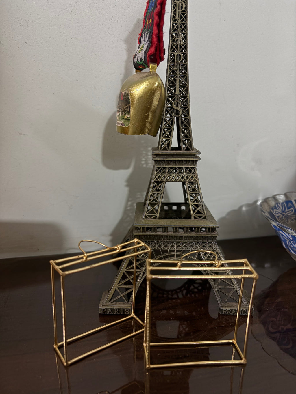 Oversized square hoops