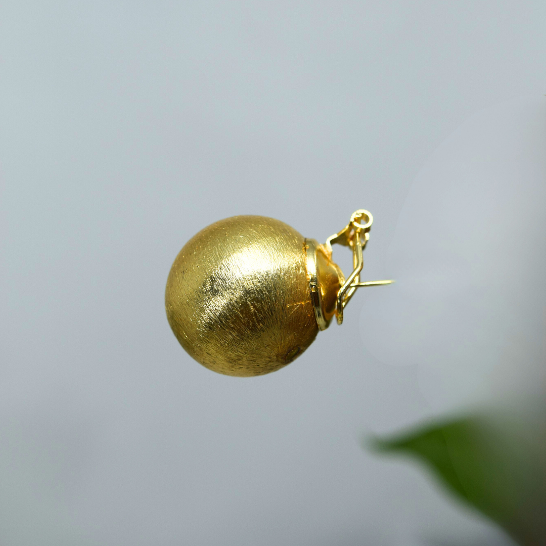 Riverblend Gold Chunky Stud Earrings – Bold & Glamorous Look