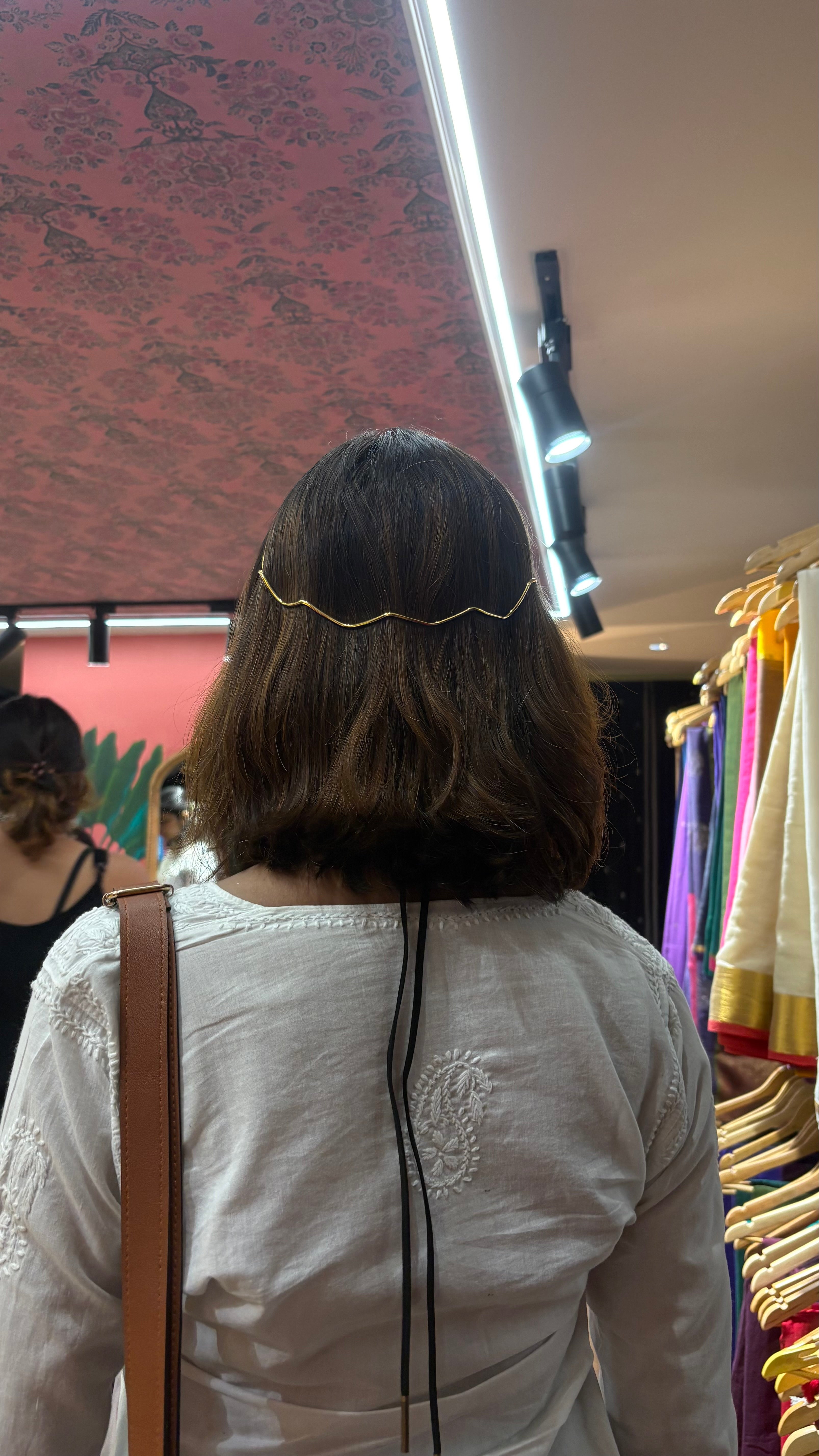 Golden Drift Hairpin Riverblend