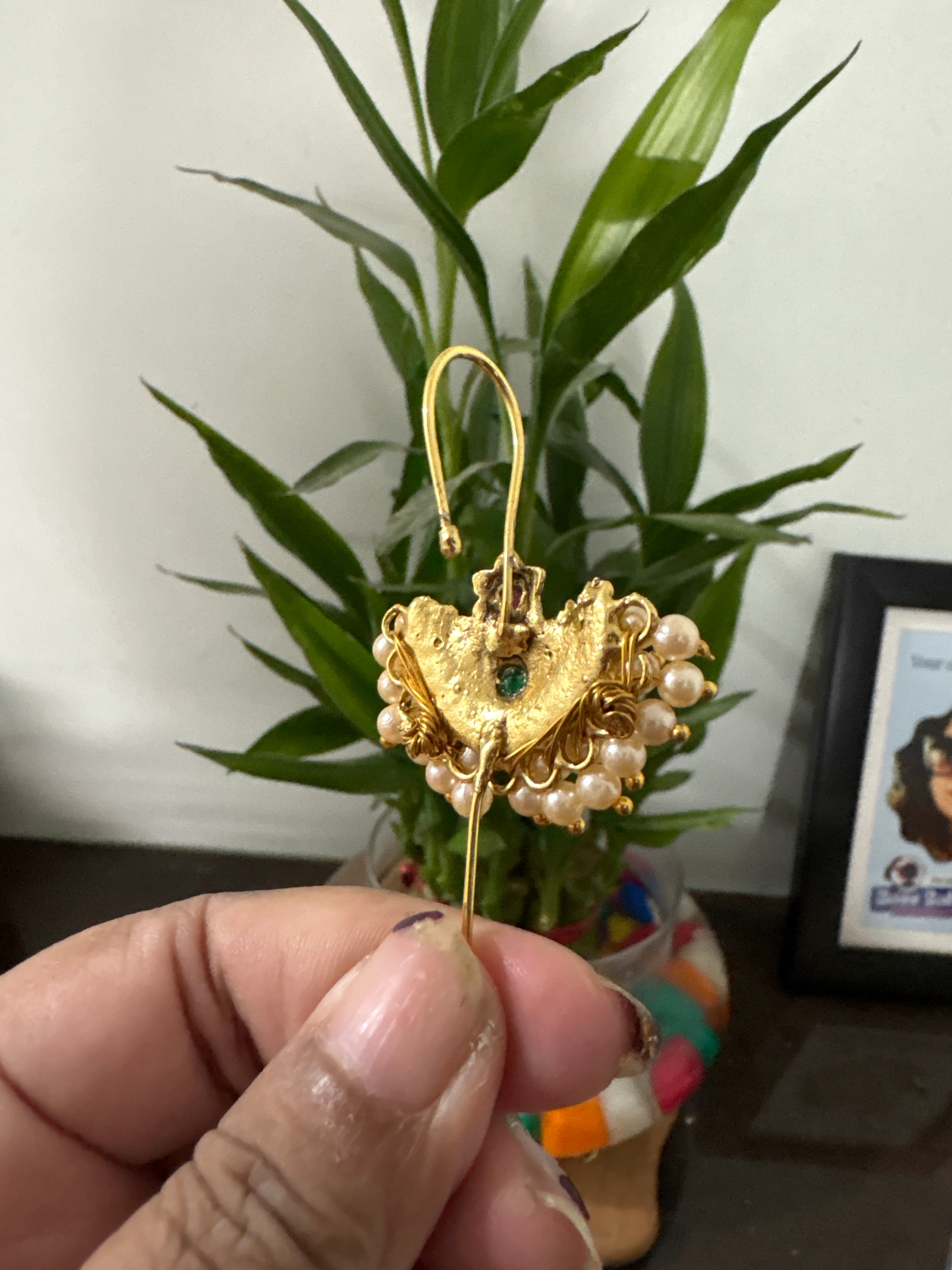 Red gren stone ear cuff earring