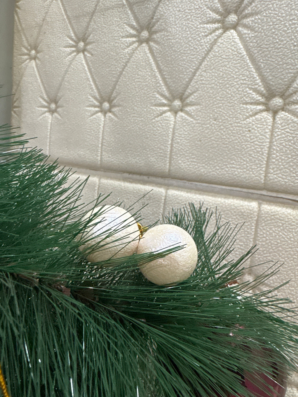 Textured white Pearl studs earring 25 mm