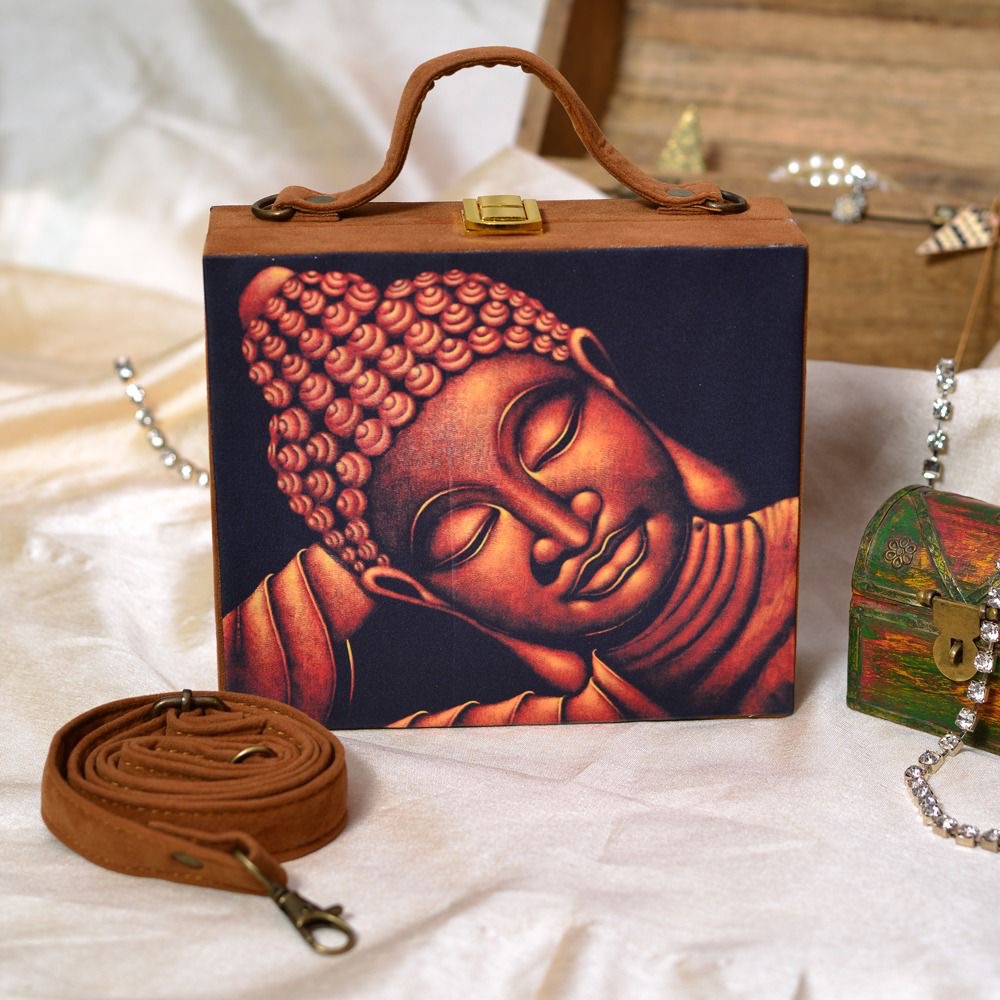 Square box clutch