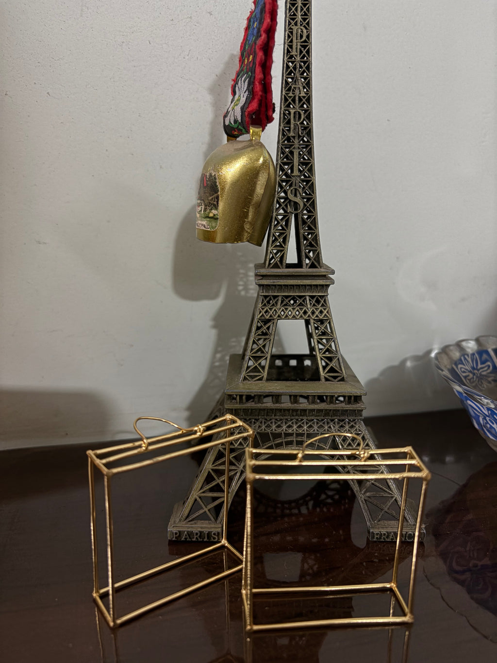 Oversized square hoops