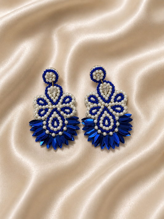 Feature earring