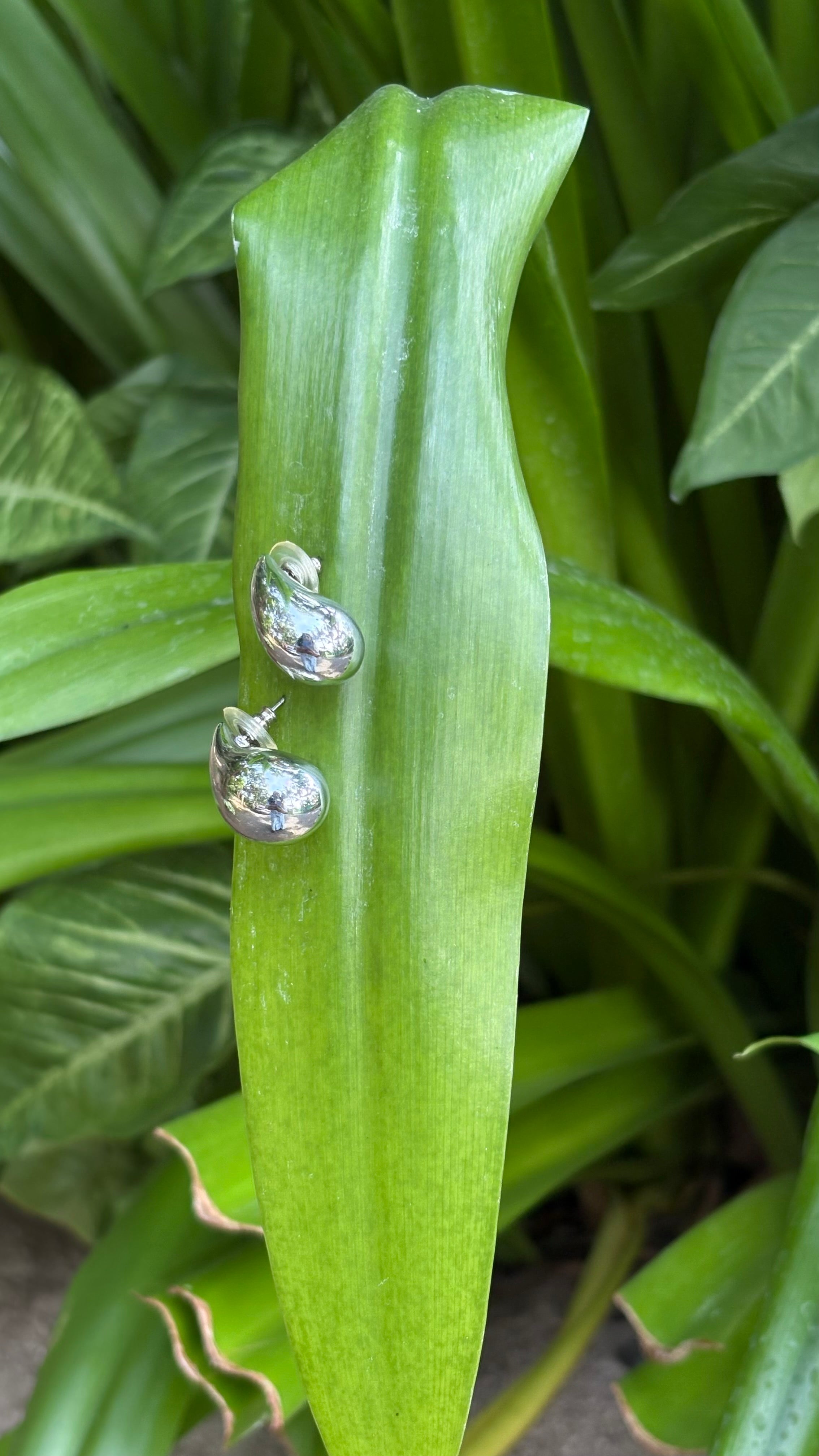 Silver chunky tear drop earring