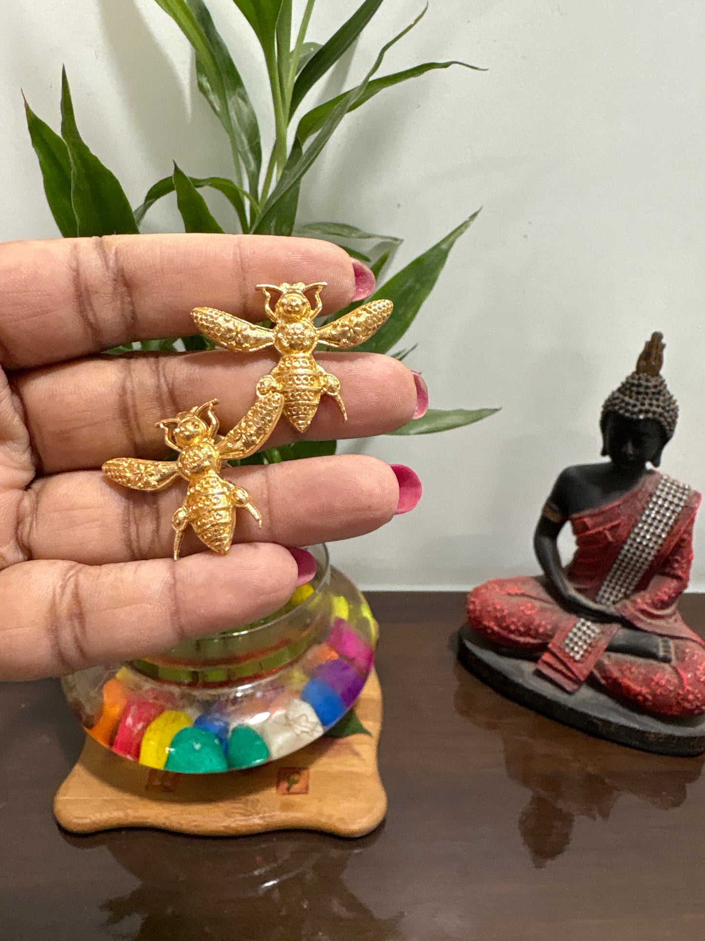 Makhi brass earring