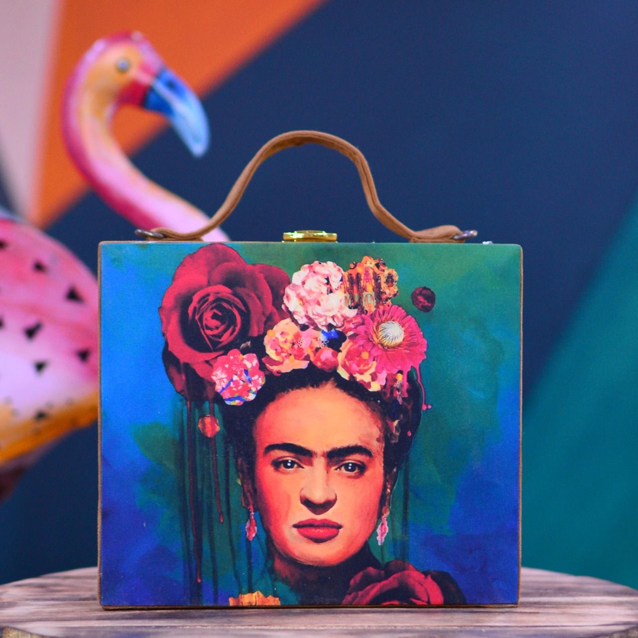 Square box clutch