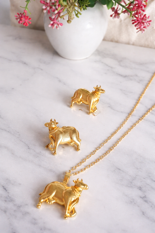 Nandi necklace set