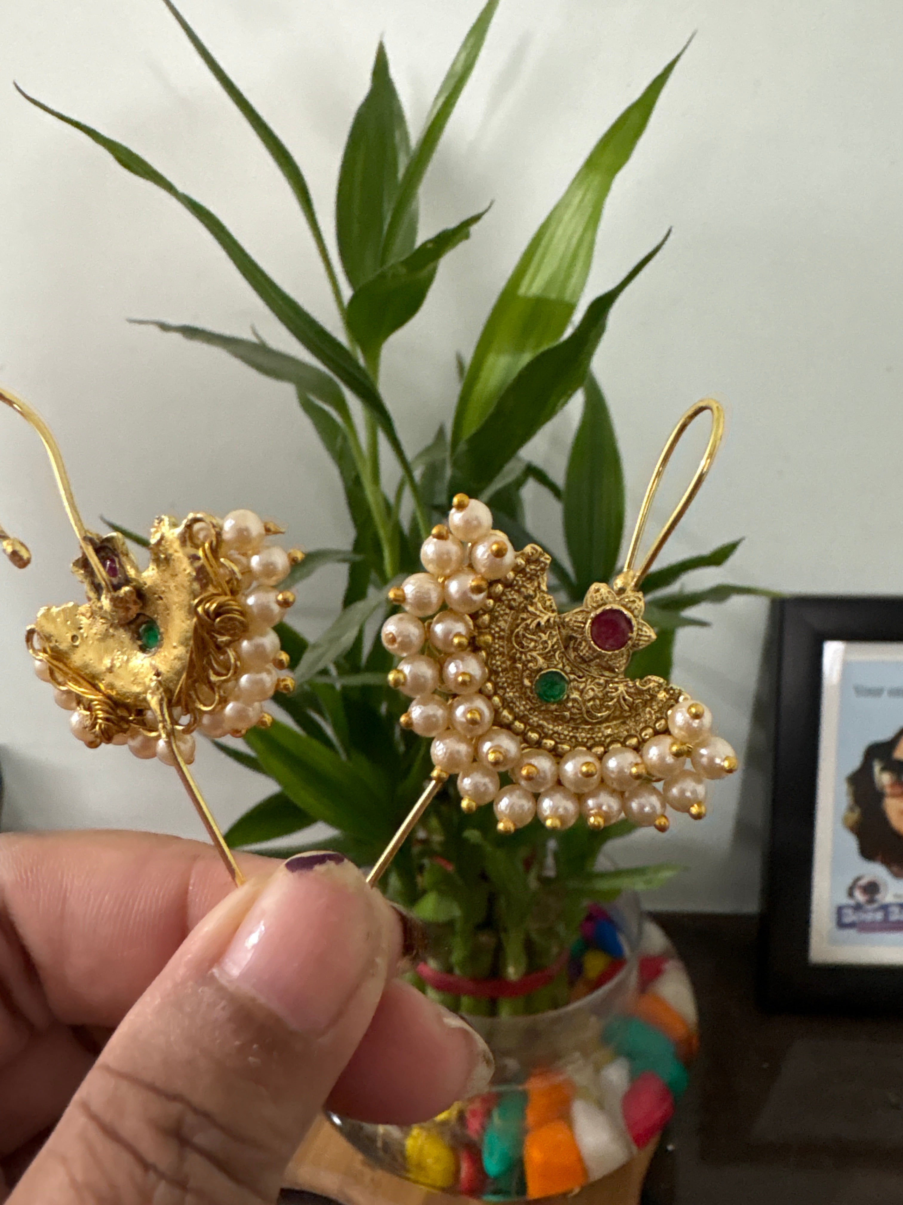 Red gren stone ear cuff earring