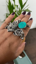 Oxidised adjustable ring