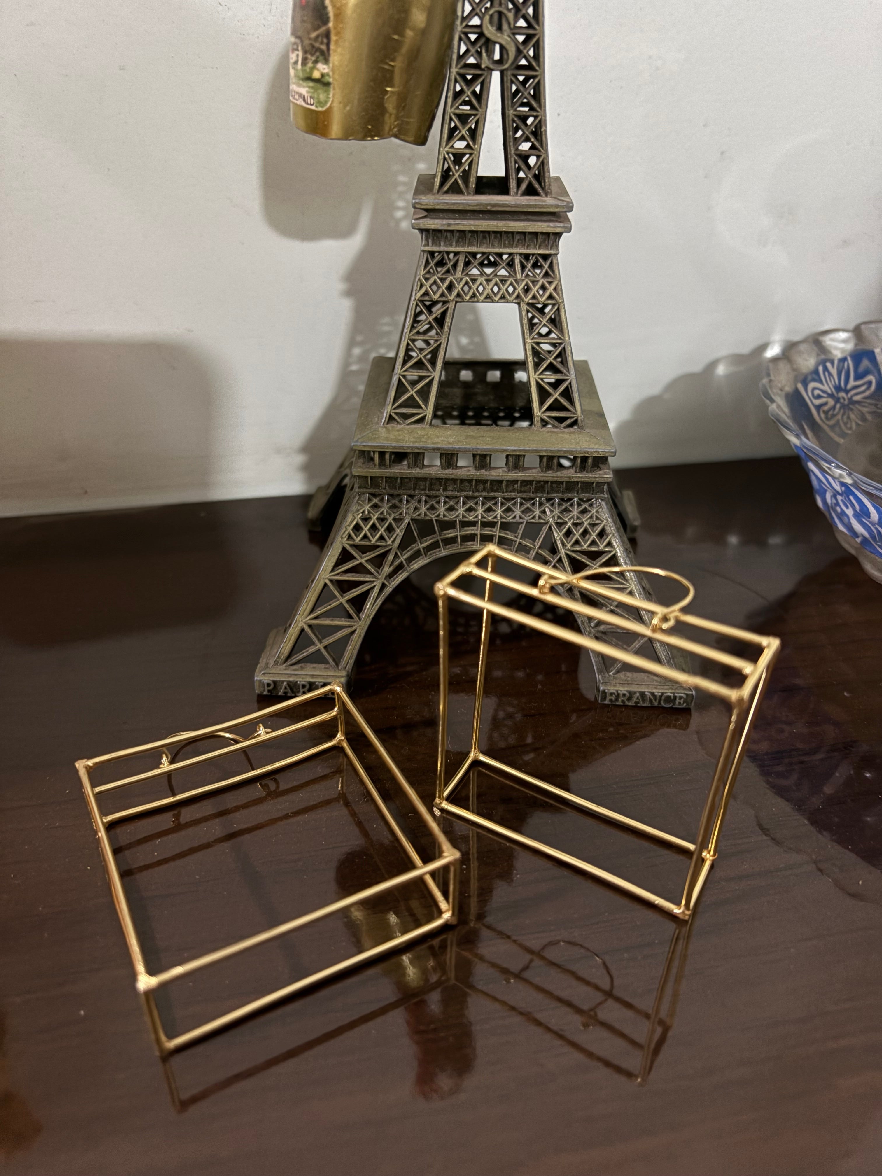 Oversized square hoops