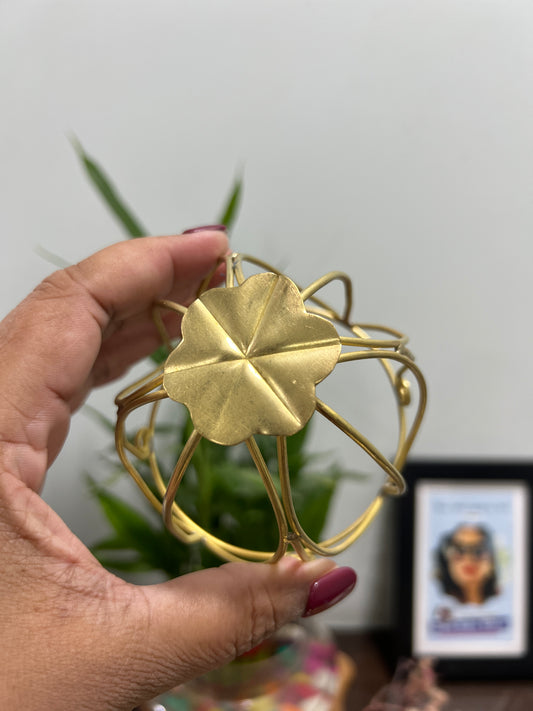 Flower hair cage bun