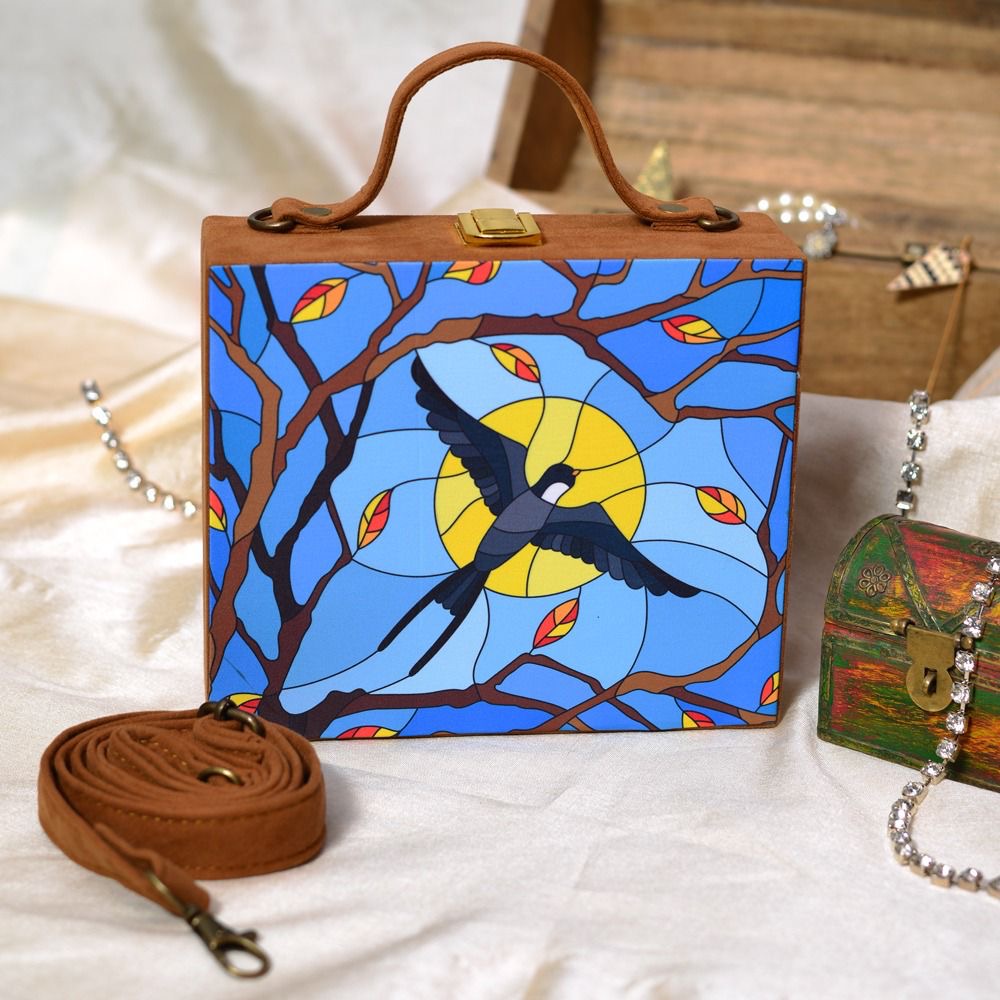 Square box clutch