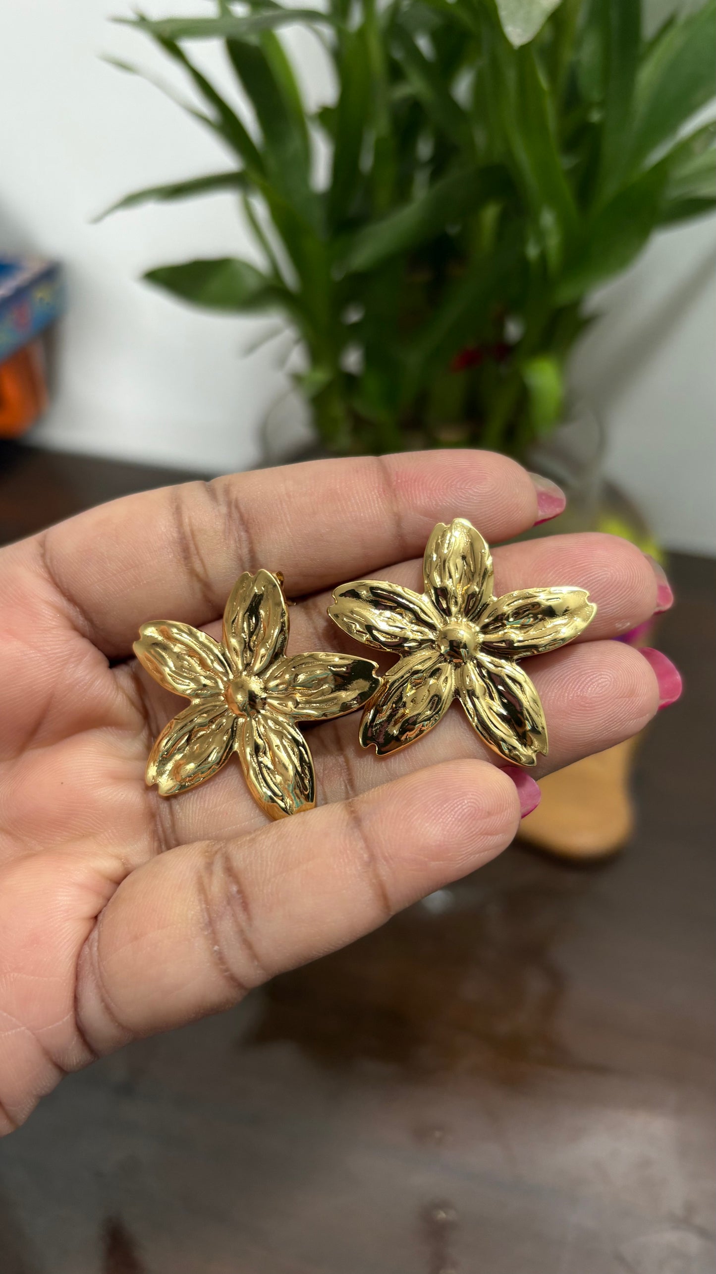 Star studs