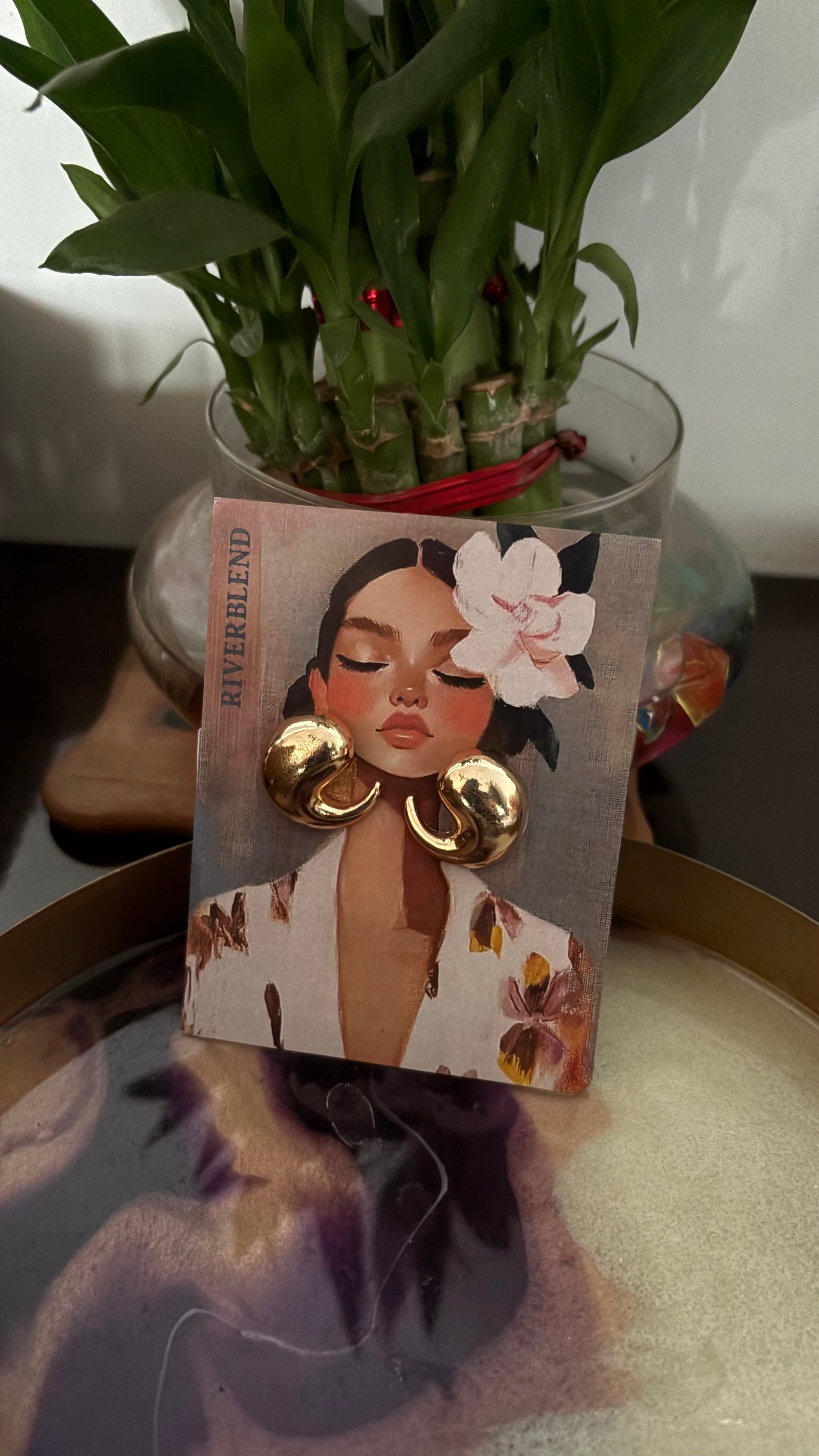 Riverblend kaju earring  – Elegant Lightweight Workwear Jewelry