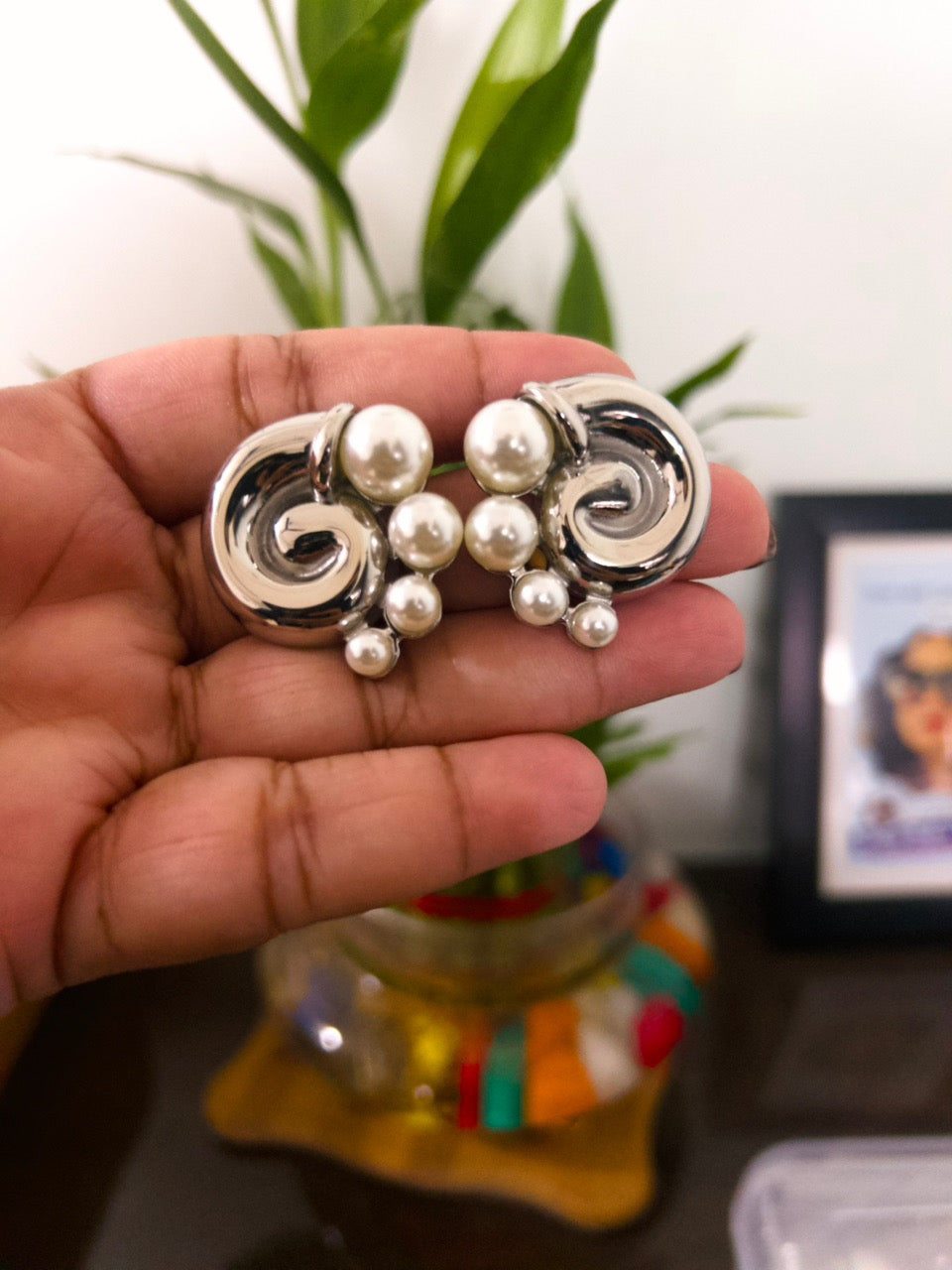 Chunky Pearl silver studs