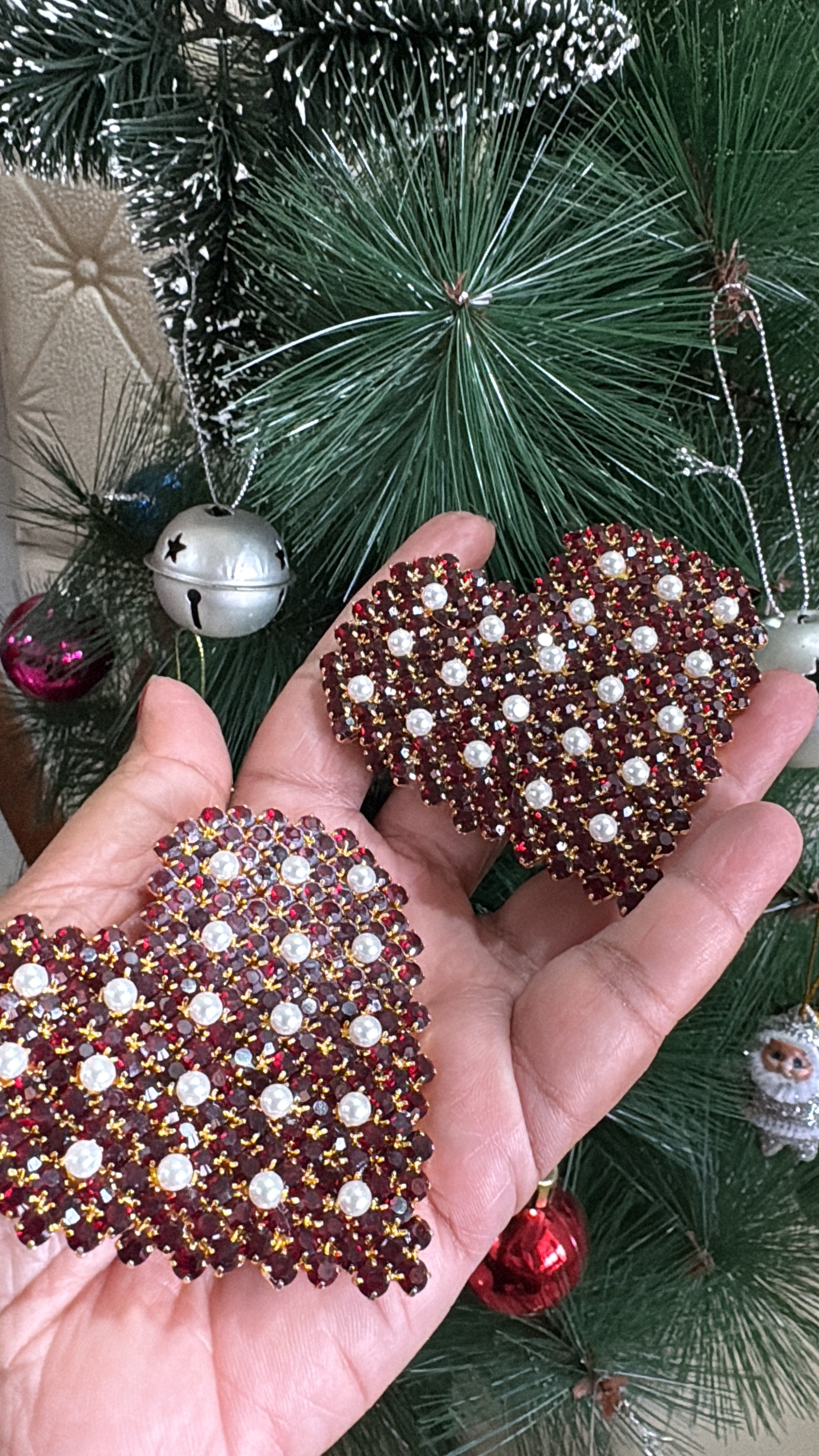 Oversized heart with Pearl dangler