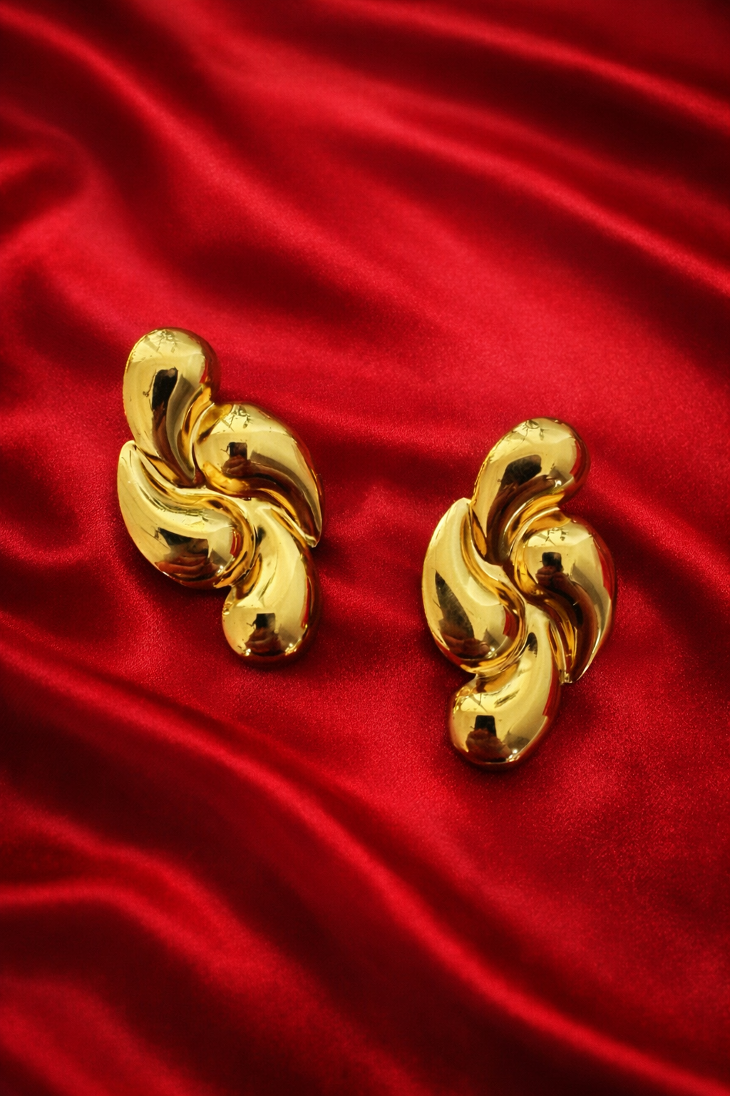 Tear drop earring