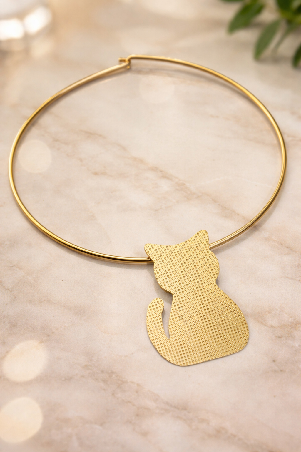 Chic Kitty Halo Choker Riverblend