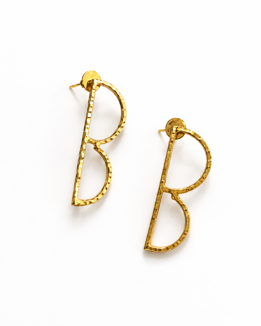 Riverblend Alphabet B Brass Stud – Lightweight & Anti-Tarnish