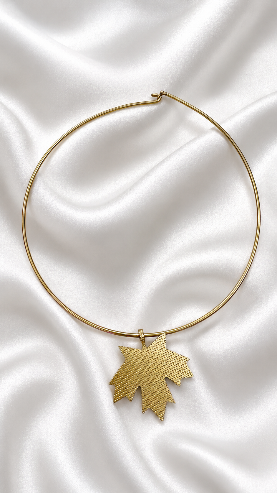Golden Leaf Statement Choker – Riverblend