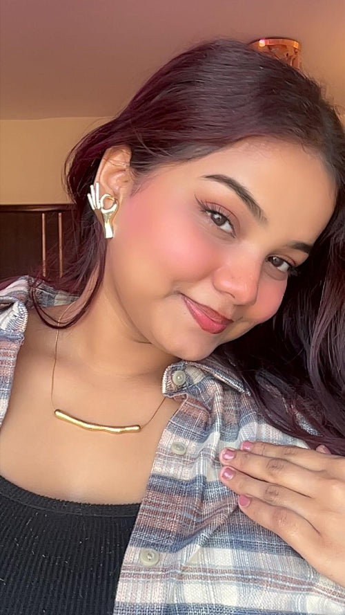 Abstract wave necklace