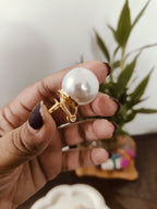 Pearl studs(25mm)( 20mm)