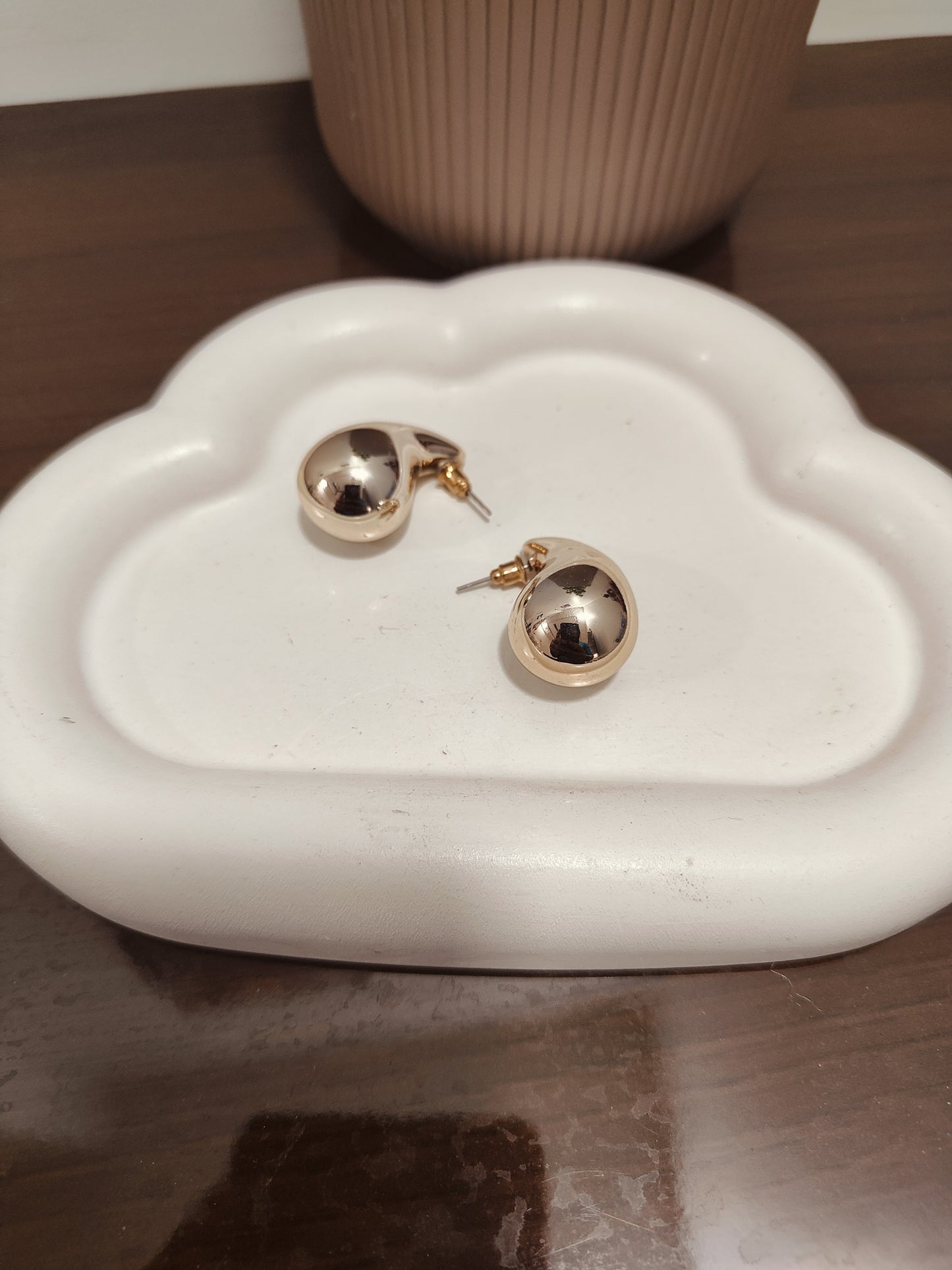 Tear drop 💧 earring